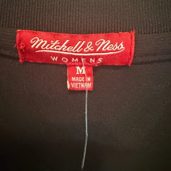 Mitchell & Ness Dallas Cowboys Women’s Cropped Jersey Size Medium NWT - Picture 3 of 5